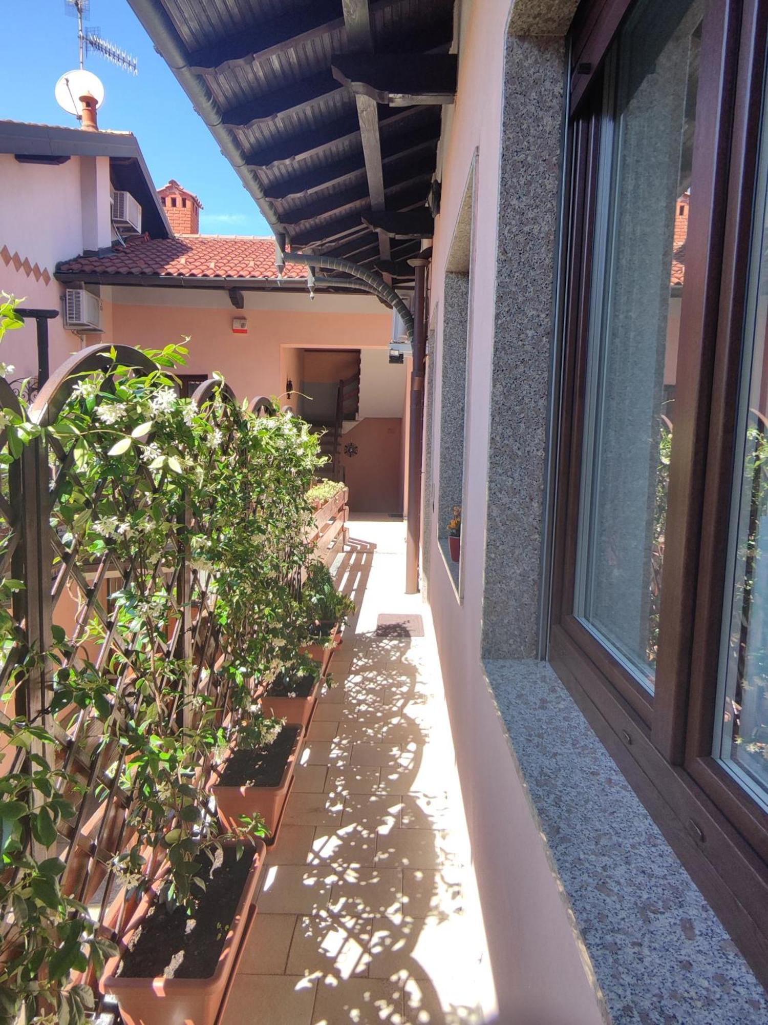 Apartamento Jasmine Malpensa & Busto Center Busto Arsizio Exterior foto